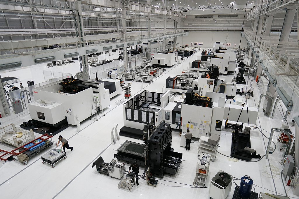 Mazak s new Inabe plant goes into operation News eng