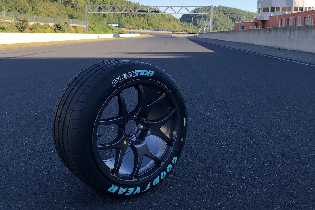 Goodyear je za prvenstvo Pure ETCR izdelal edinstveno dirkalno pnevmatiko Eagle F1 SuperSport