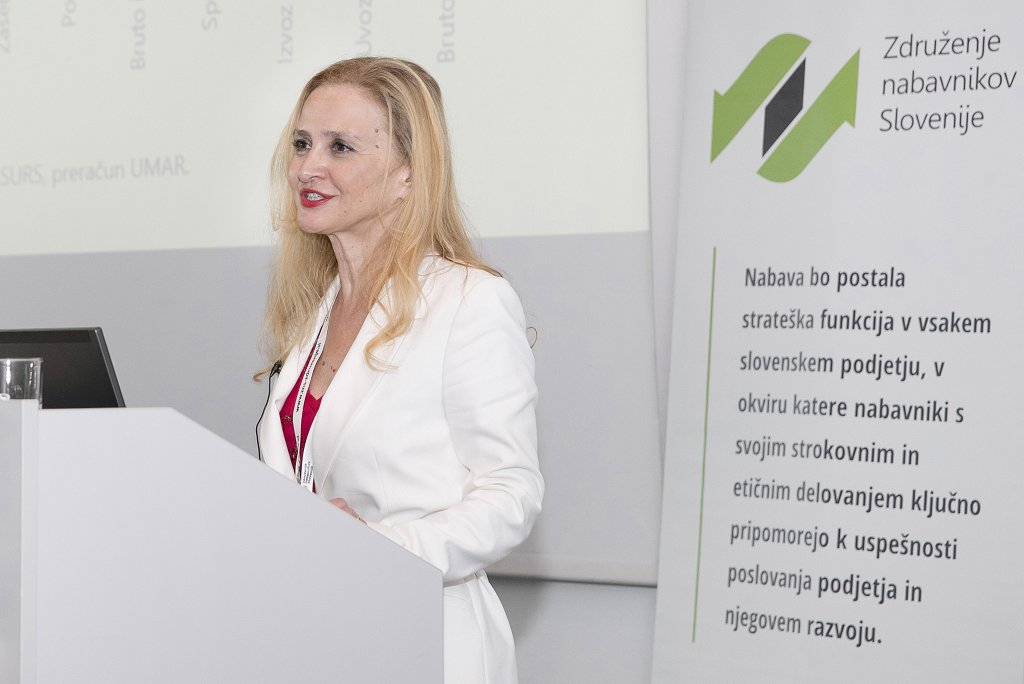 Mag. Maja Bednaš, direktorica Urada RS za makroekonomske analize in razvoj (UMAR)
