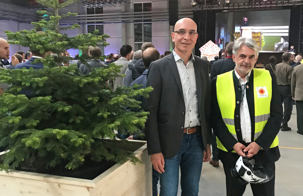 Izvršni direktor podjetja Wood Products Stora Enso Herbert Jöbstl in direktor podjetja Ledinek Engineering Gregor Ledinek
