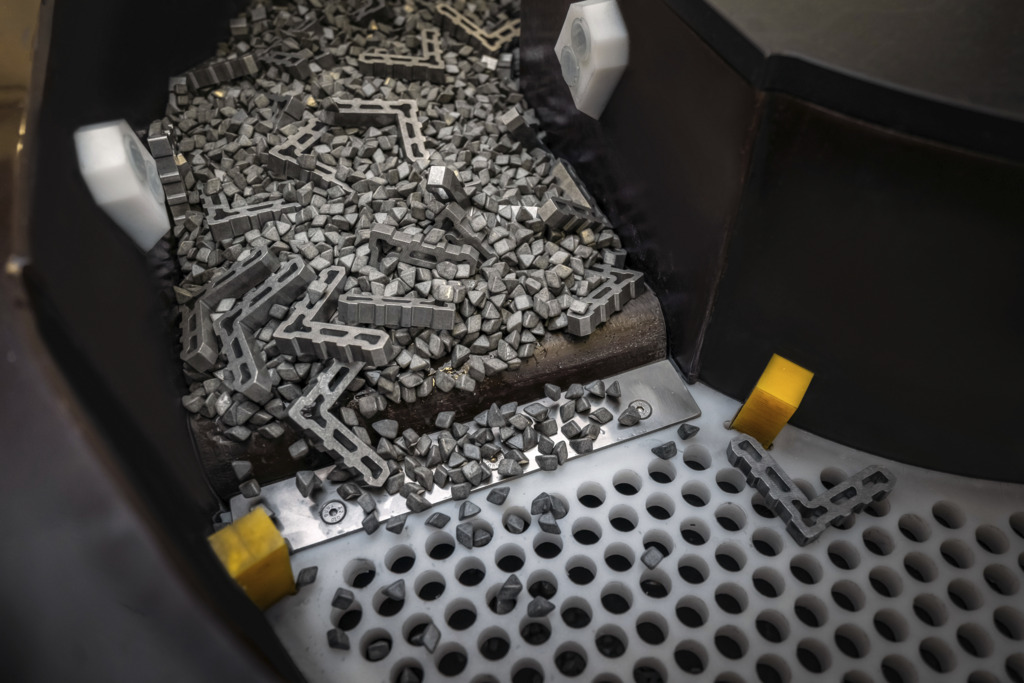 IMG Separation [Web_Quality]