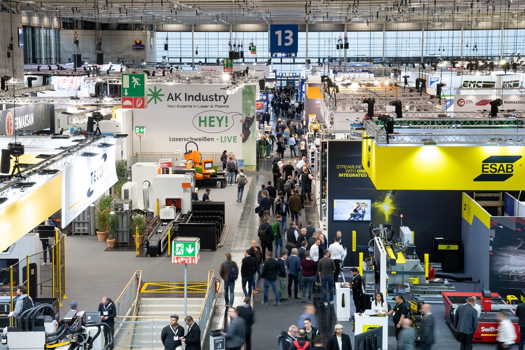 EuroBLECH Halls & Crowds 5